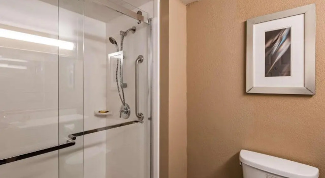 Номер Standard Wingate by Wyndham Harrisburg Near Hershey