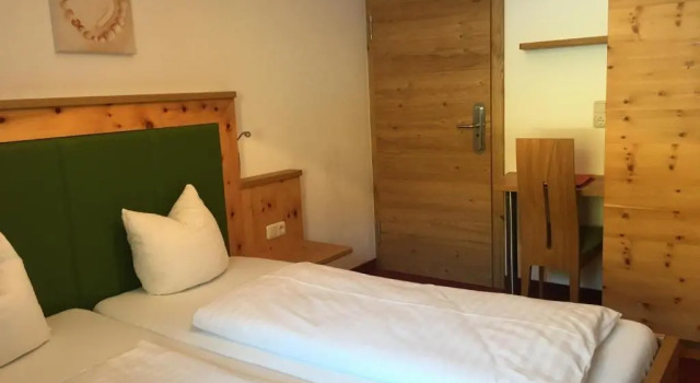 Двухместный номер Standard с балконом Zistelberghof