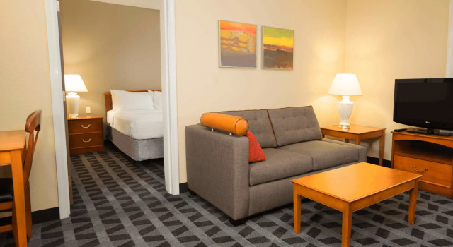 TownePlace Suites by Marriott Chicago Lombard