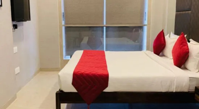 Люкс Theory9 Premium Serviced Apartments Khar