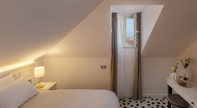 Номер Deluxe Мансарда Heritage Hotel Lucia