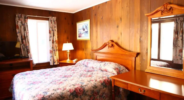 Suite Swiss Chalets Motel
