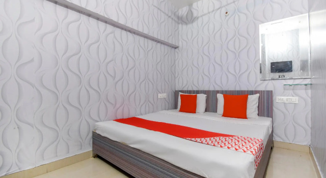 OYO 76392 KT Homes, Забронировать Отель Лудхиана штат Пенджаб