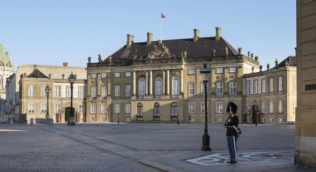 ★Apt. Centrum of CPH, 50M to Metro, w. Balcony!★