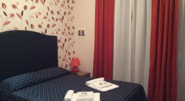 Dreams Roma B&B, Забронировать Гостевой дом Рионе Монти Рим, рядом с Мандзони — Музео делла Либерационе