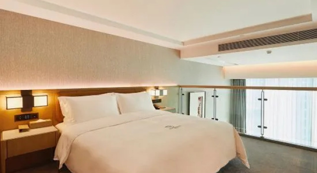 Люкс Business Shenzhen Poli Hotel