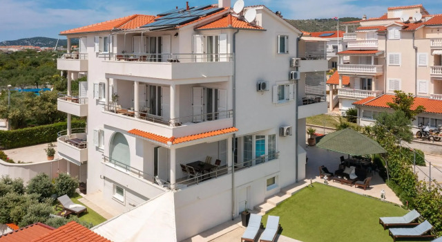 Apartment Tihi 2