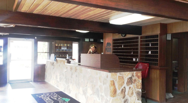 Brookside Lodge