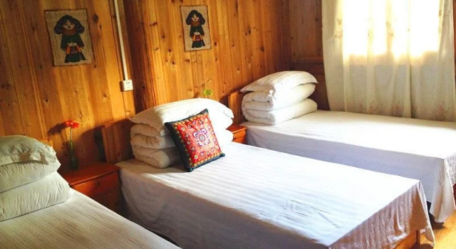 Miaoyuantang Inn, Rezervovat Hotel Leishan Guizhou