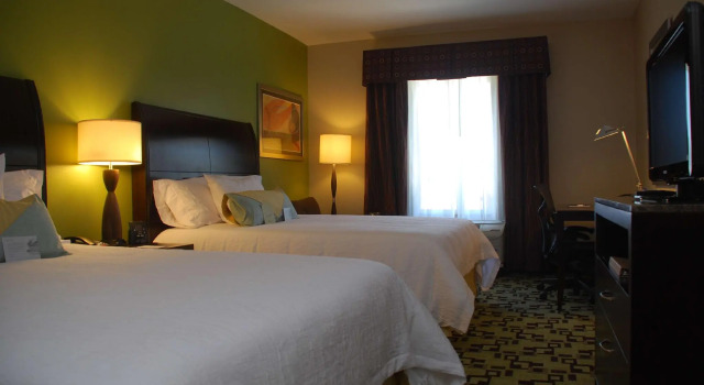 Четырёхместный номер Standard Hilton Garden Inn Birmingham/Trussville