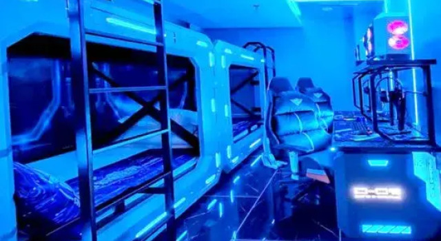 Капсула New Jingjie Electronic Tender Theme Hotel (Beijing Sihuidong Subway Station)