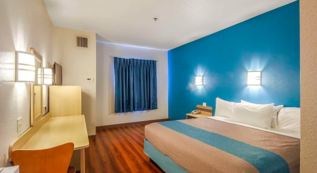 Люкс Motel 6 New Braunfels