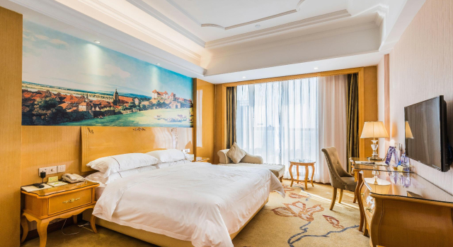 Vienna International Hotel(Lecong Center Branch), Забронировать Отель Бизнес-отели Фошань, 4* 5*