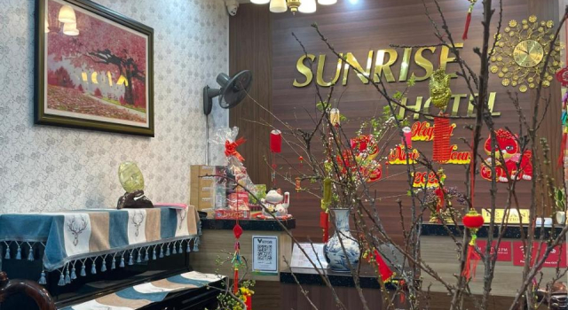 OYO 165 Sunrise Hotel