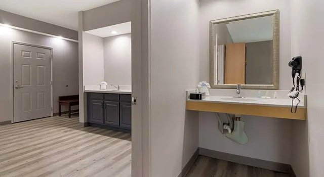 Люкс Quality Inn Goldsboro