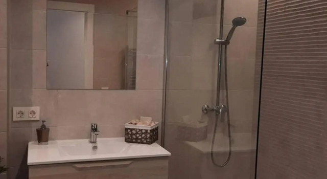 Apartamentos Milan 2, Забронировать Апартаменты/квартира Апартаменты Овьедо, рядом с Больница Центрального университета Астурии, Апартаменты/квартира