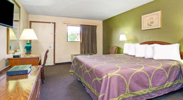 Двухместный номер Standard Super 8 by Wyndham Fort Mitchell Cincinnati Area