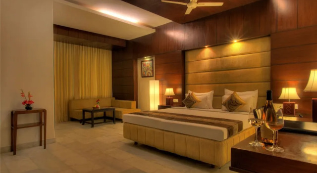 Четырёхместный люкс Hotel Regent Continental
