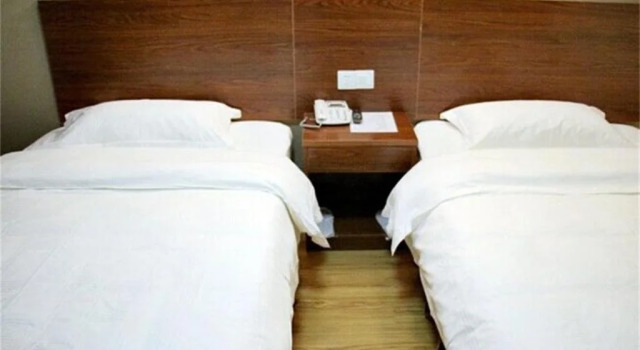 Guohao Business Inn, Rezerwuj Hotel Lhasa Xinjiang, w pobliżu Ramoche Temple