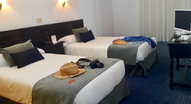 Трёхместный номер Standard с балконом Hotel Miramar
