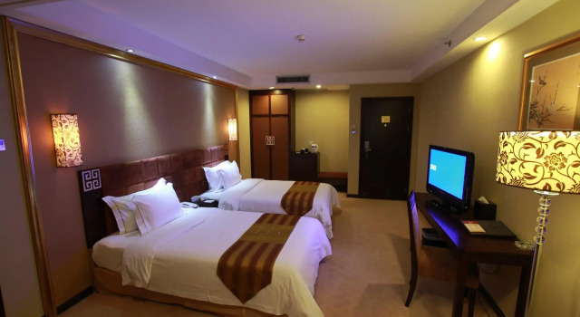 Fortune Hotel