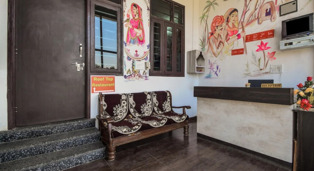 OYO 10682 Hotel Blue Lotus, Забронировать Отель Отели штата Раджастхана с завтраком, Завтраки