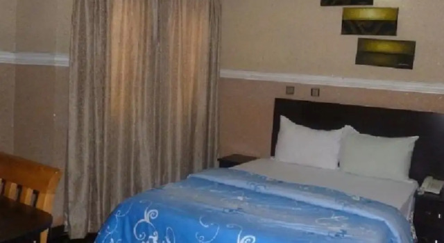 Двухместный номер Classic Ritz-Carinton Suites