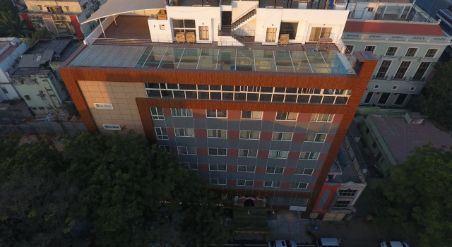 I V Sanctum Hotel