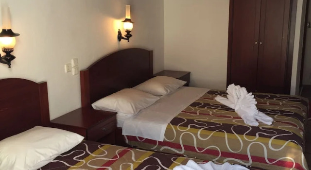 Трёхместный номер Standard c 1 комнатой с балконом и с видом на море Daskalogiannis Hotel