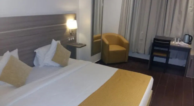 Двухместный номер Standard с балконом Hotel Best Night 2