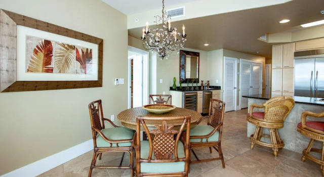 Two Bedroom Condo With Remarkable Views - Unit Crd1208