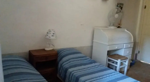 Le Patio Des Cigales, Book Hotel Hoteller i Corbières med parkering, Parkering