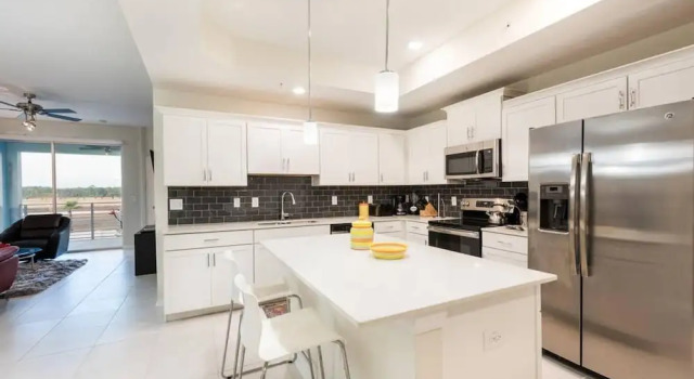 3BR Apartment - Great Location Super Comfort, Rezerwuj Apartament Hotele w Kissimmee z parkingiem, Parking
