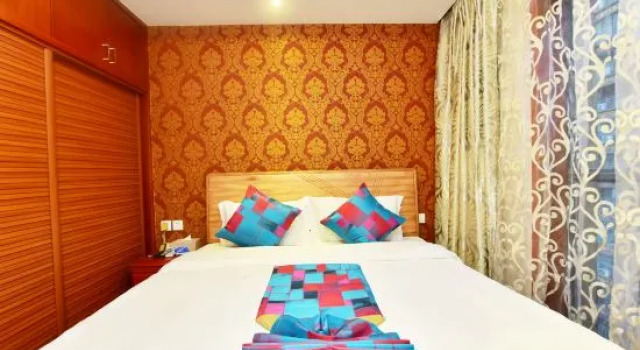 Семейный люкс с балконом и с видом на реку Jiangzhiyun Hotel