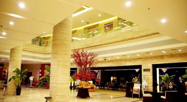 Yu Quan Shan Conifer Hotel, Book Hotel Xingtai Hebei
