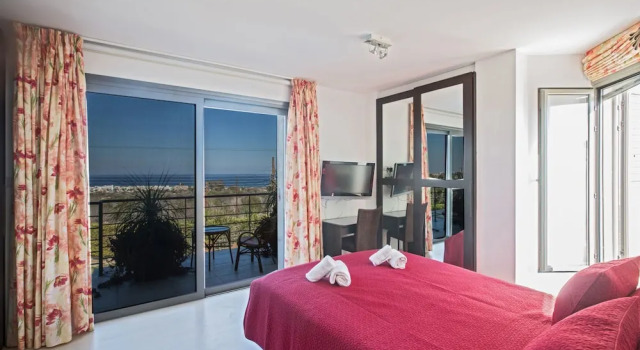 Villa Agios 118 Platinum, Rezerwuj Willa Hotele 3-gwiazdkowe w Protaras, 3*