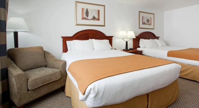 Holiday Inn Express Eagle, Book Hotel Hoteller i Eagle med pool, Swimmingpool