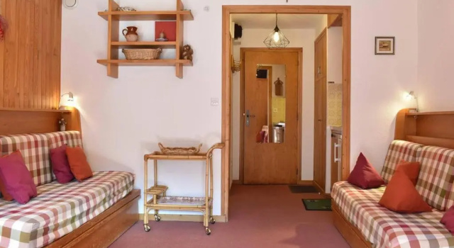 Appartement Méribel, 1 pièce, 4 personnes - FR-1-180-23, Prenota Appartamento Hotel a Alvernia con parcheggio, Parcheggio