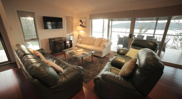 Esperance Landing, Book Hotel Brooks Bay Tasmania