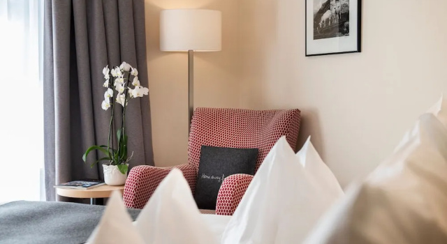 Двухместный номер Superior с балконом GOLFHOTEL Les Hauts de Gstaad & SPA