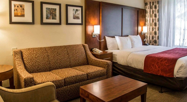 Comfort Suites Miami, Rezervovat Hotel Kendall Biscayne National Park