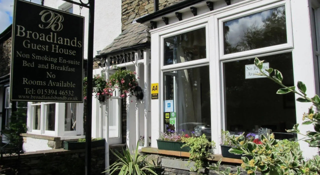 Broadlands Guest House