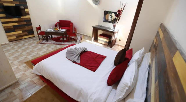 Kasbah Tizimi, Rezervovat Hotel Hotely v Meknes-Tafilalet s parkováním, Parkování