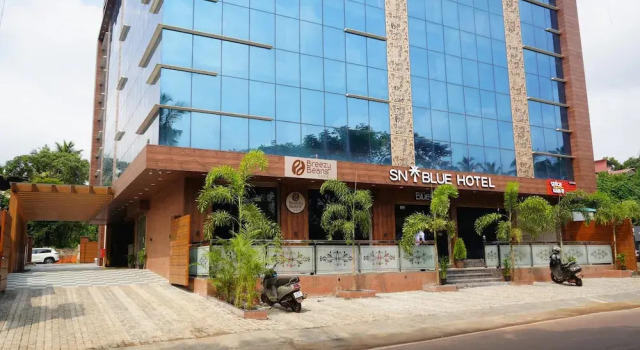 SN Blue Hotel, Забронировать Отель Недорогие отели Альто-де-Порворим, рядом с Торговый центр Mall De Goa, недорого