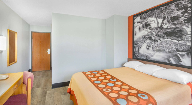 Super 8 by Wyndham Waynesburg, Buchen Sie Hotel Waynesburg Pennsylvania