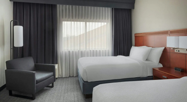 Courtyard by Marriott New Carrollton
