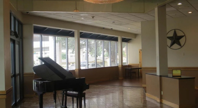 Howard Johnson Austin North