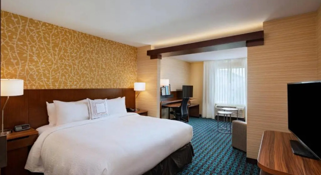 Двухместный люкс Fairfield Inn & Suites by Marriott Houston Richmond