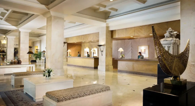 Hyatt Regency Surabaya, Book Hotel Hoteller i Surabaya med pool, nær Submarine Monument, Swimmingpool