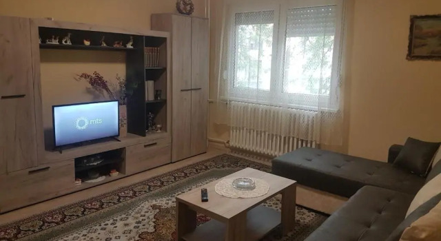 Апартаменты Bulevar NS - Stan u blizini železnike stanice i Sajma